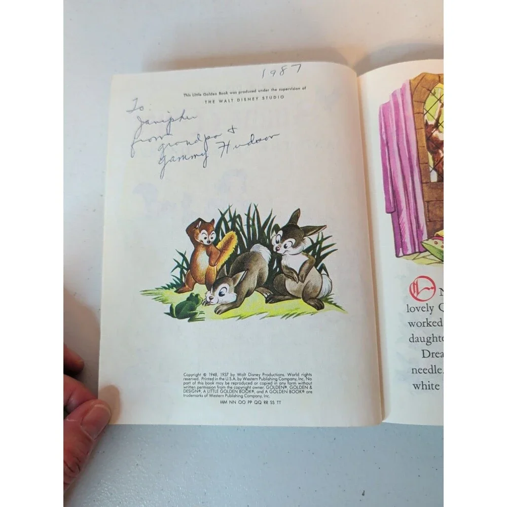 Vintage Little Golden Book Snow White And The Seven Dwarfs 1948 Printing!